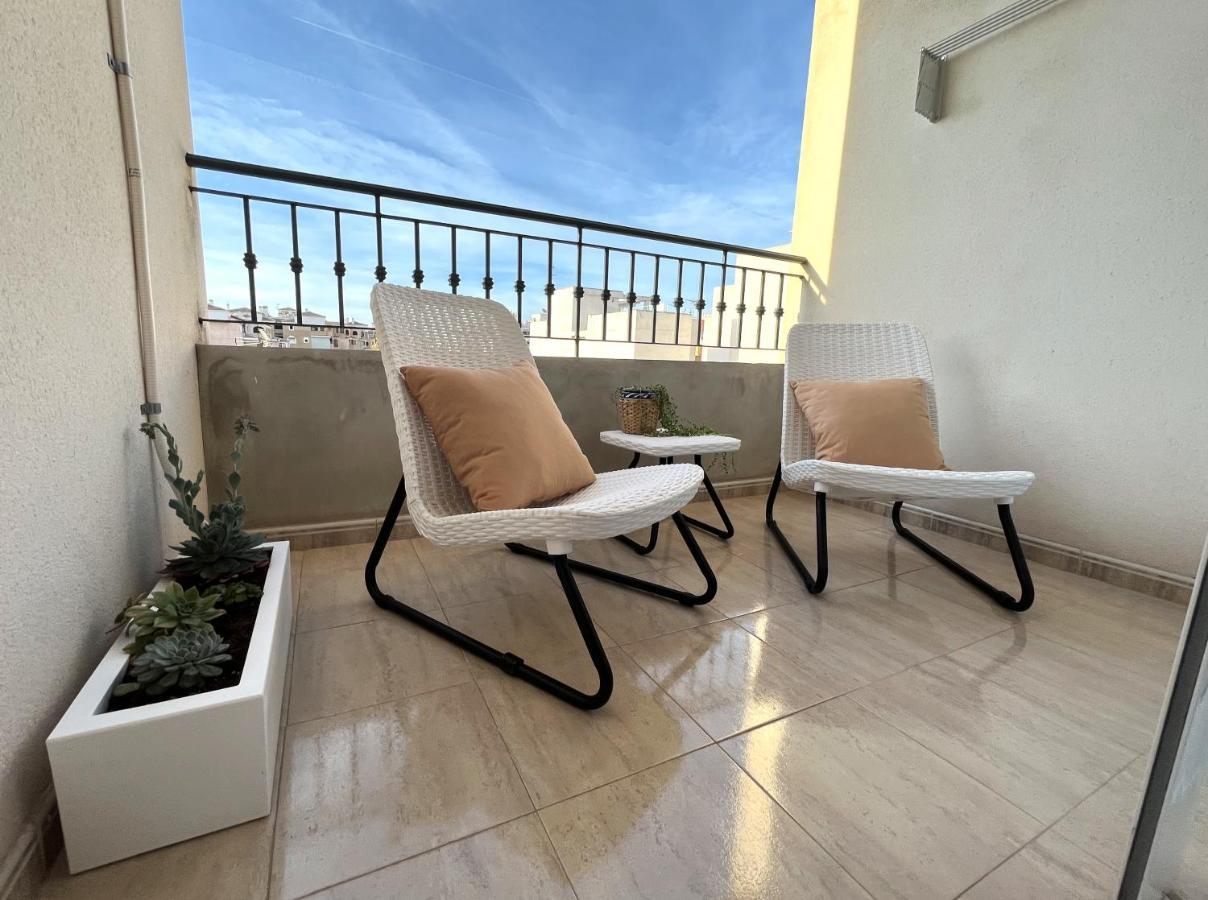 Salty Apartment Torrevieja Exterior photo